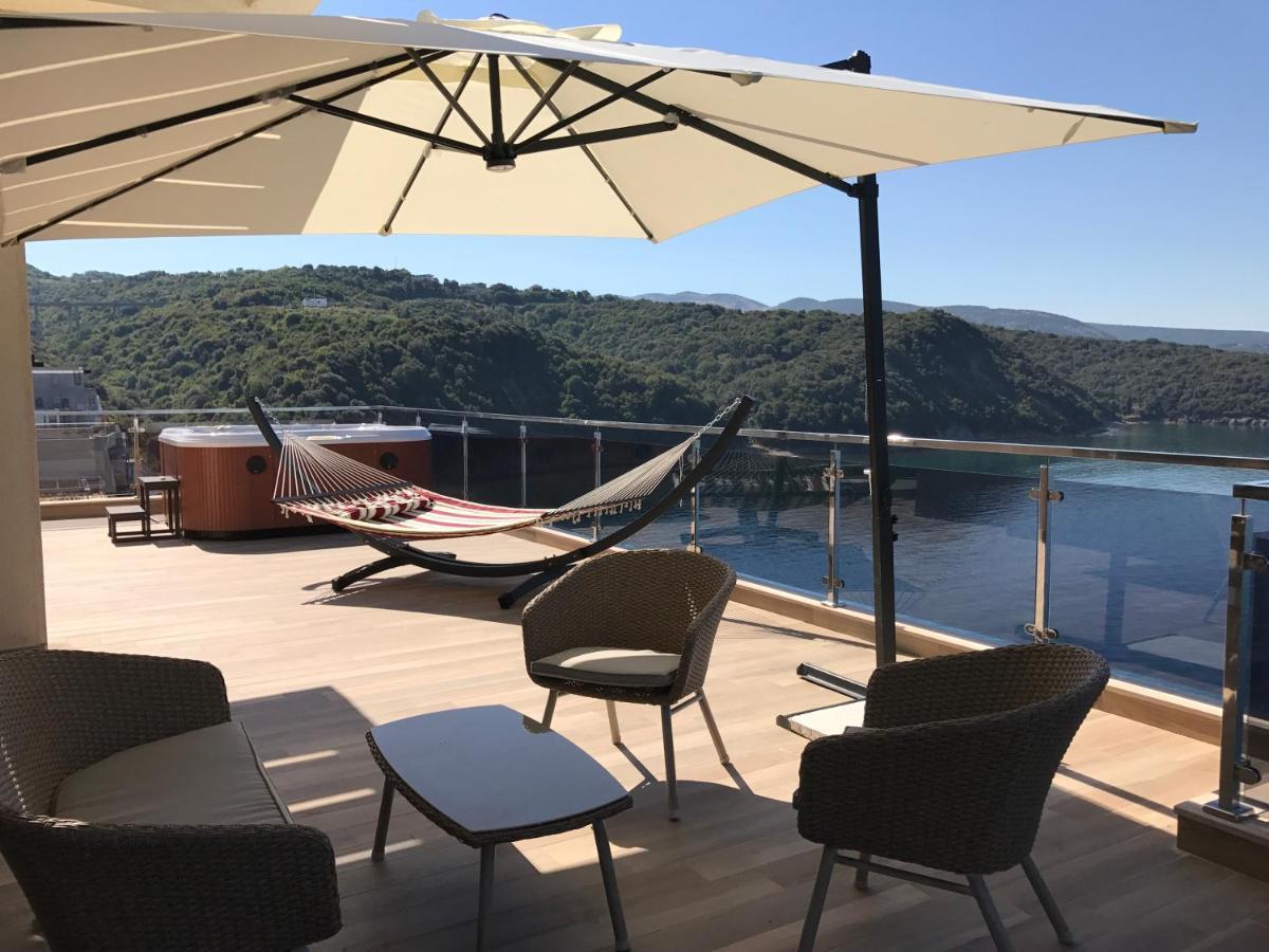 Royal Bay Apartment Добра вода Екстериор снимка